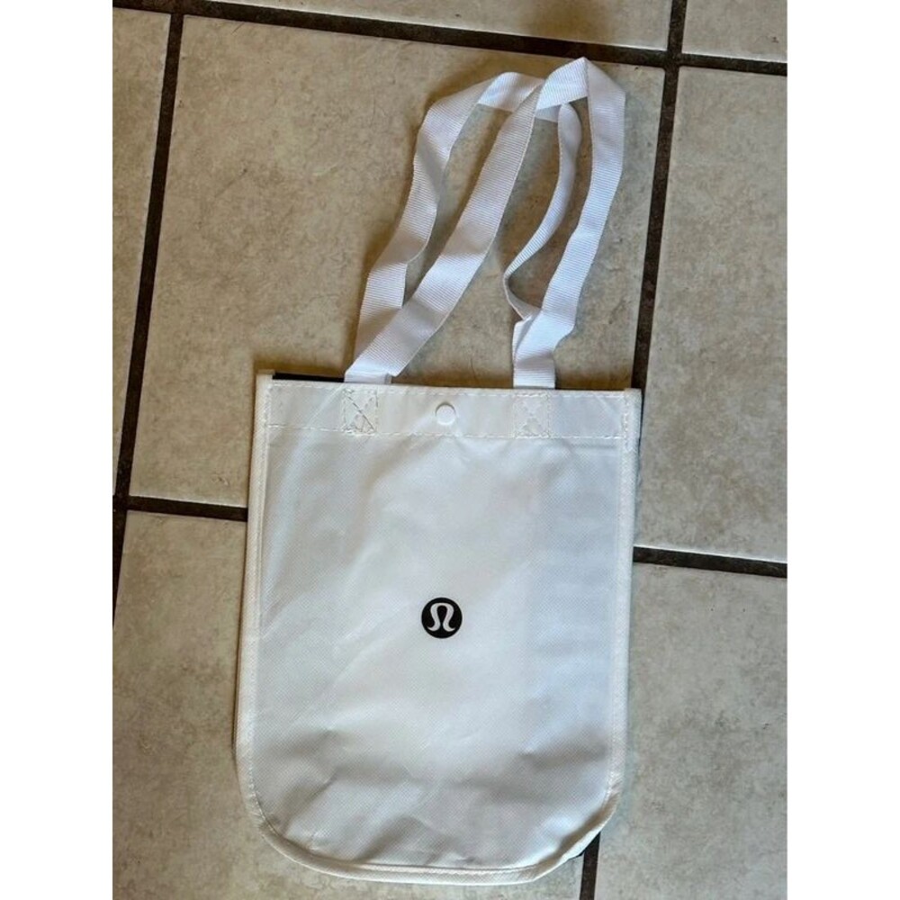 Lululemon White Small Reusable Shopping Bag